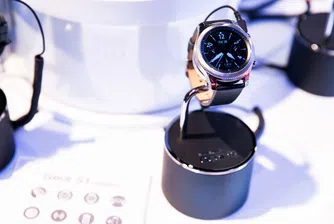 Samsung представи новия си смартчасовник в Москва