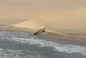 Skeleton Coast: там, където лежат скелетите на корабокрушенците