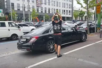 Мъж потроши кола за 500 хил. долара със стик за голф