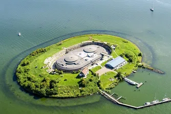 Уникалната водна отбранителна линия на Амстердам