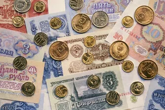 Кадрови промени в Русия водят до девалвиране на рублата