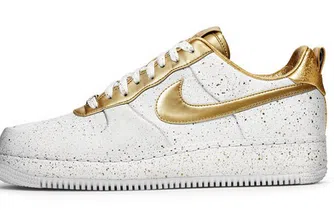 Nike пусна златни маратонки