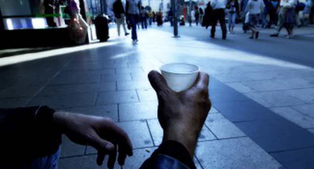 Половината българи живеят в риск от бедност