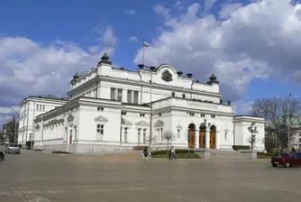 Депутатите гласуват с пръстови отпечатъци