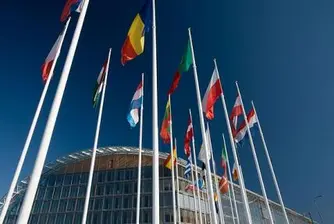 ЕИБ ще продължи да подпомага приоритетни проекти у нас