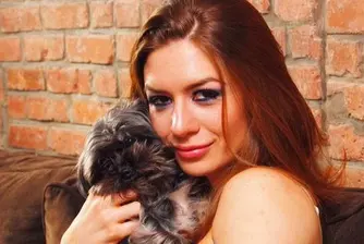 Стажантка от Уолстрийт става порно актриса