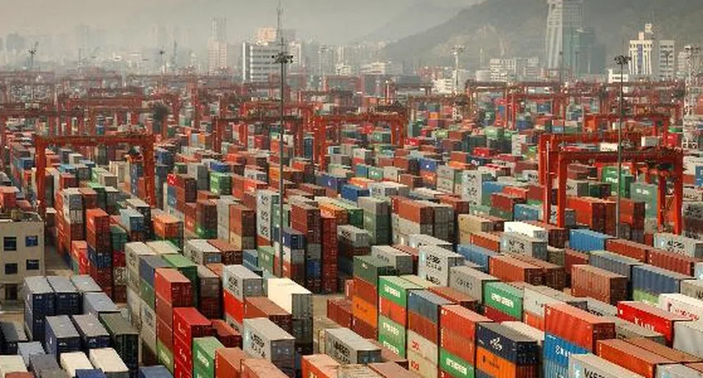 Спад за суровините и индексите след слаби данни от Китай