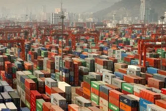 Спад за суровините и индексите след слаби данни от Китай