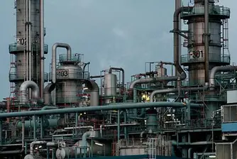 Спад от 0.6% в промишленото производство за октомври