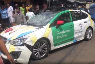 Кола на Google Street View блъсна два автобуса и опита да избяга