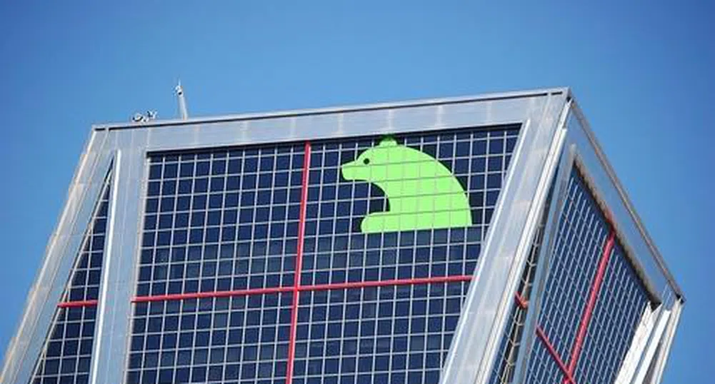 Испанци и канадци купуват банки в САЩ след края на кризата