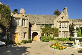 Имението Playboy вероятен източник на зараза