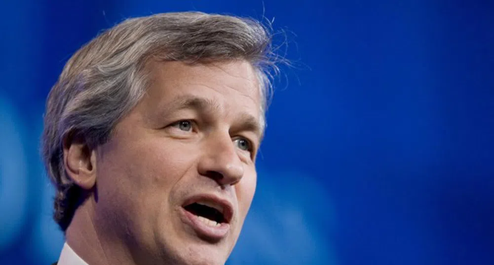 Шефът на JPMorgan ще се извини за загубите