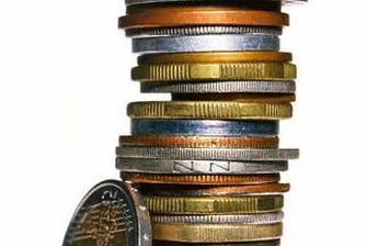 Осем губещи и 11 печеливши компании в общото застраховане