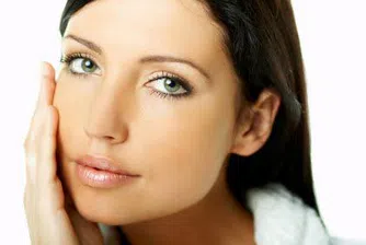 Красивите хора са по-добре платени и се издигат по-бързо