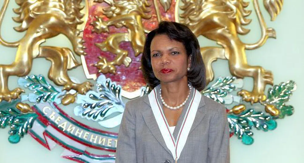 Новата работа на Кондолиза Райс е банков консултант