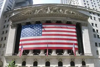 Срив за щатските фючърси, Dow под 10 000 пункта