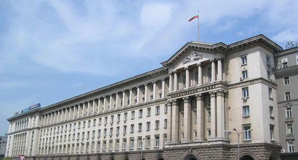 Сменят шефа на Комисията за защита на потребителите