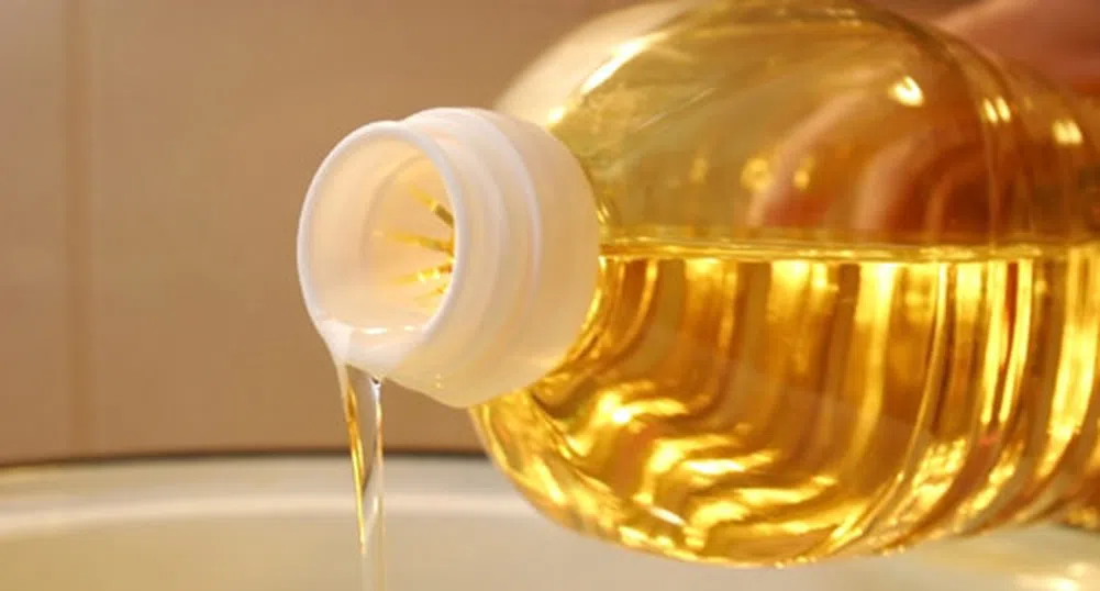 КЗК обвини в картел доставчици и дистрибутори на олио