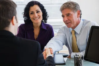 Пазарът на застраховки живот с ръст от 6% към ноември