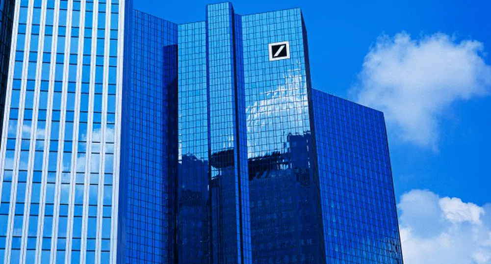 Катарското кралско семейство купува сериозен дял в Deutsche Bank