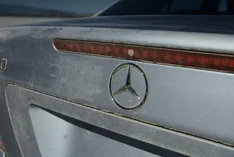 Глобиха Mercedes-Benz за манипулиране на пазара