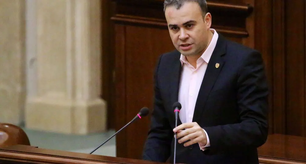 В Румъния започна разследване срещу финансовия министър