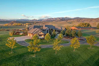 Инвеститор продава ранчо за близо 17 млн. долара (снимки)