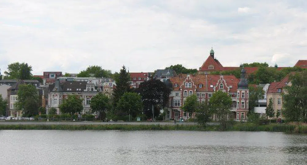 България продава още един имот в Германия