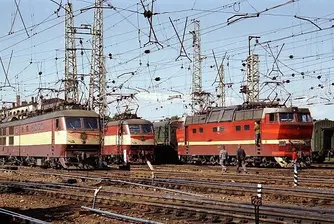 Получен е сигнал за бомба на три московски гари