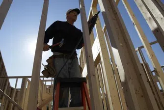 Рязък спад на строителството на жилища в САЩ през юни
