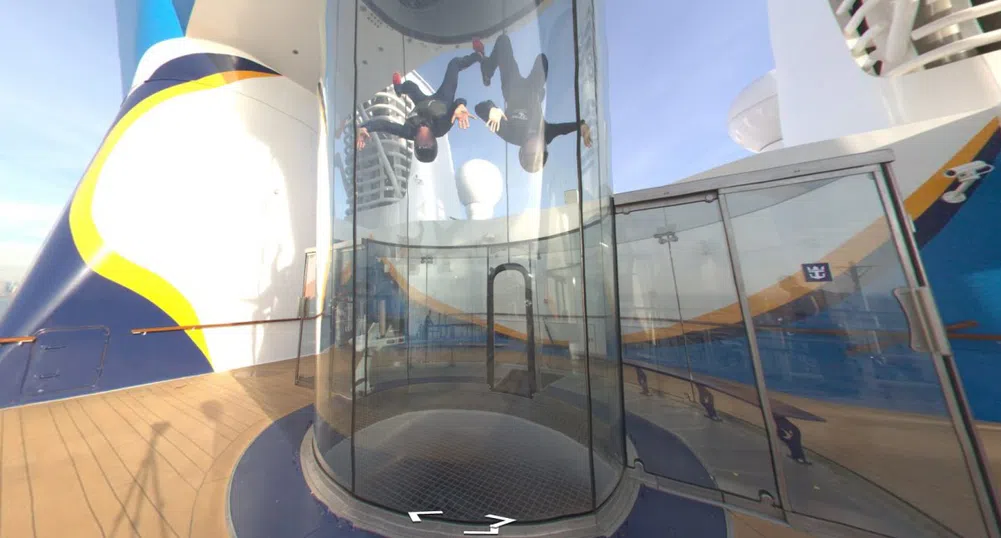Разходка из най-футуристичния кораб на Royal Caribbean
