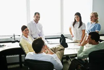 10 неща, които никога не трябва да казвате на колегите си