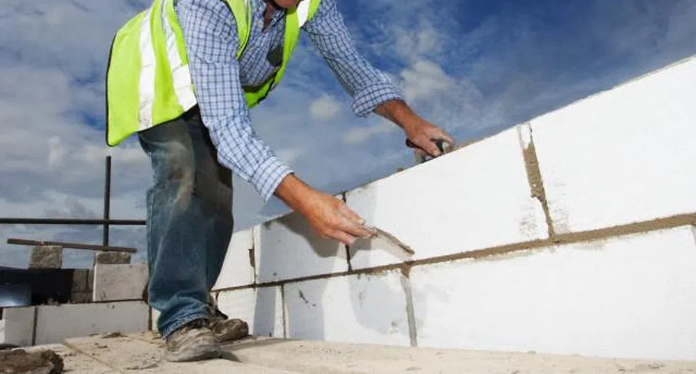 9.5% спад за година отчита строителството