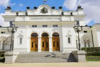 Безлов: Прогнозите за България са мрачни