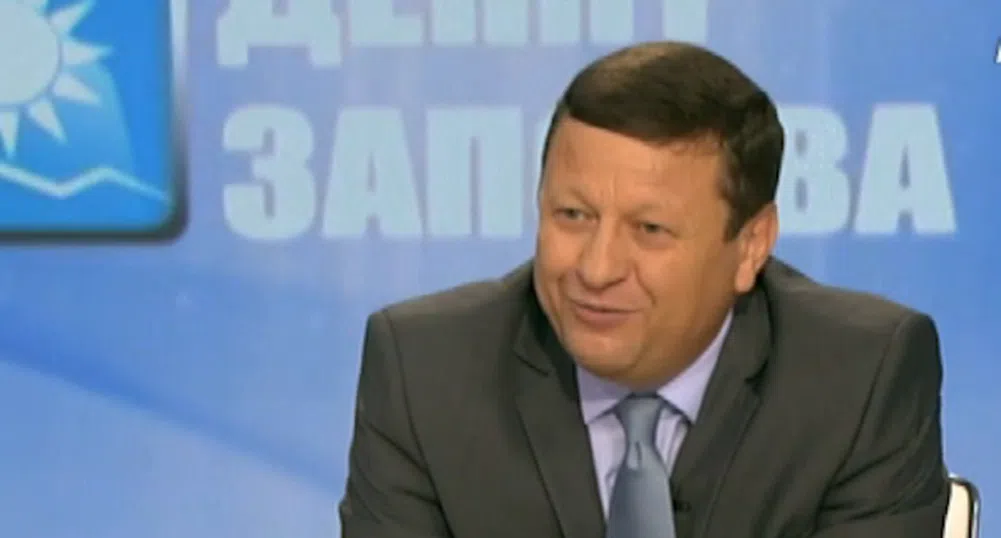 Не само роумингът, но и цените на разговорите падат от 1 юли