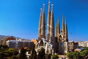 известни сгради, които още не са завършени