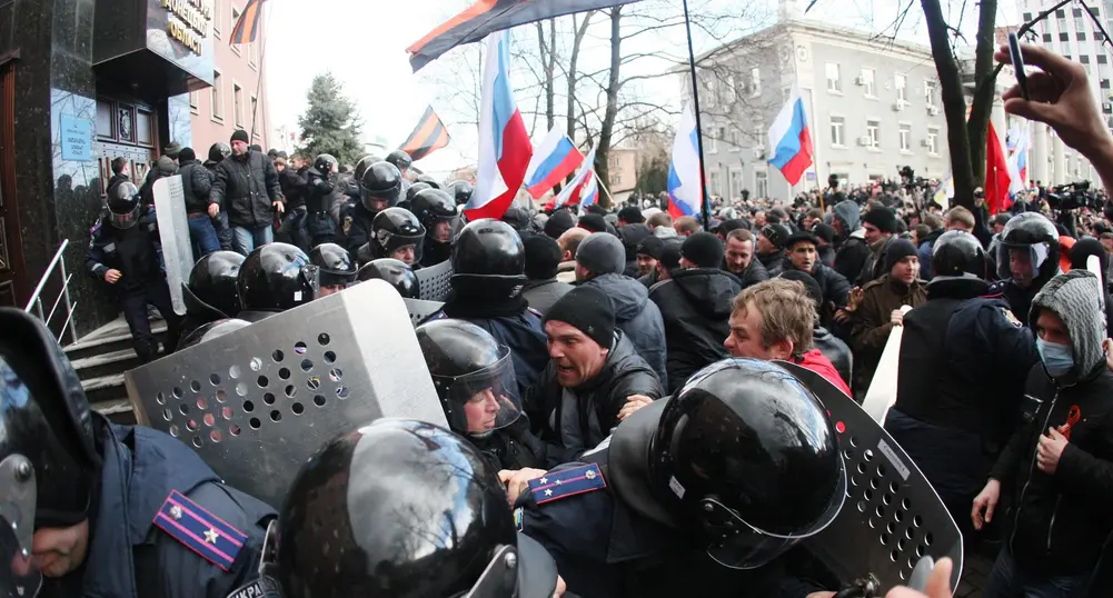 Още един украински полицай почина след вчерашните протести