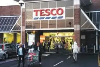Печалбата на Tesco се повишава с 14% за година