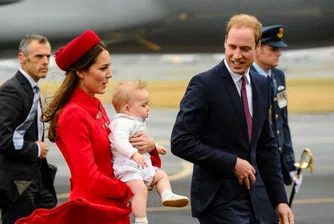 Колко струват дрехите от коледните снимки на принц Джордж?