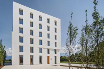 Тази жилищна сграда разчита изцяло на природата за отопление