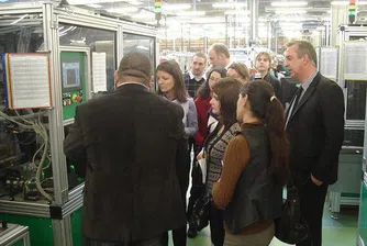 Шнайдер инвестира 16 млн. лв. в завода си в Пловдив