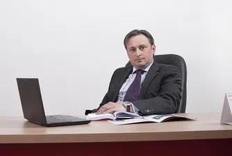 Бившият финансов директор на ПИБ отиде в Изи Кредит