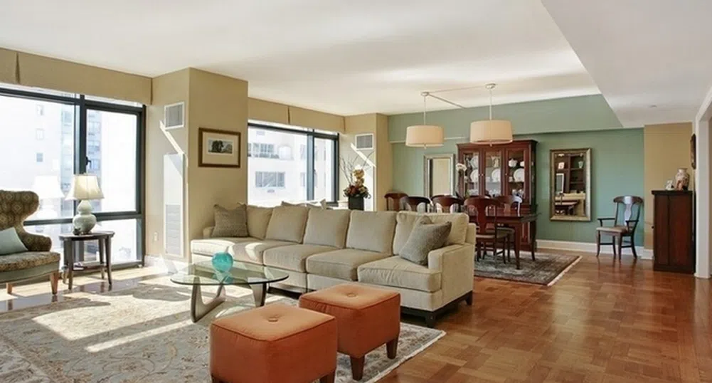 Разходка из дома на Рики Мартин