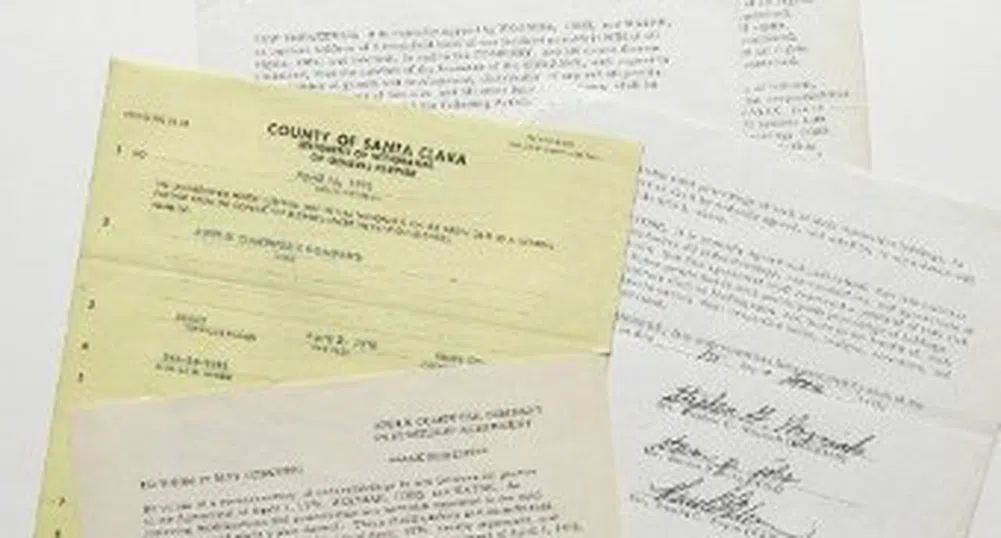 Продадоха зa 1.6 млн. долара договора, с който е основана Apple