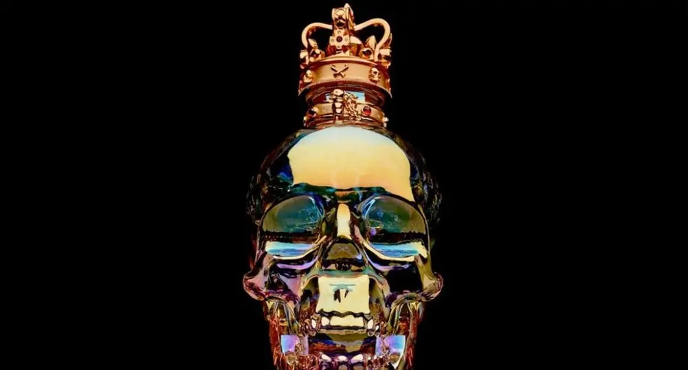 Бутилка водка за 13 000 долара от Crystal Head Vodka