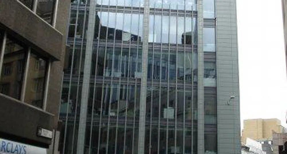 Централата на AIG става луксозен жилищен комплекс