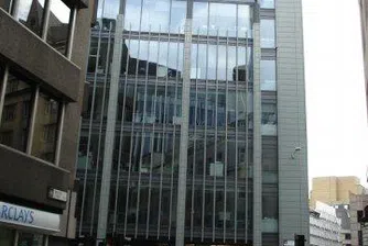 Централата на AIG става луксозен жилищен комплекс