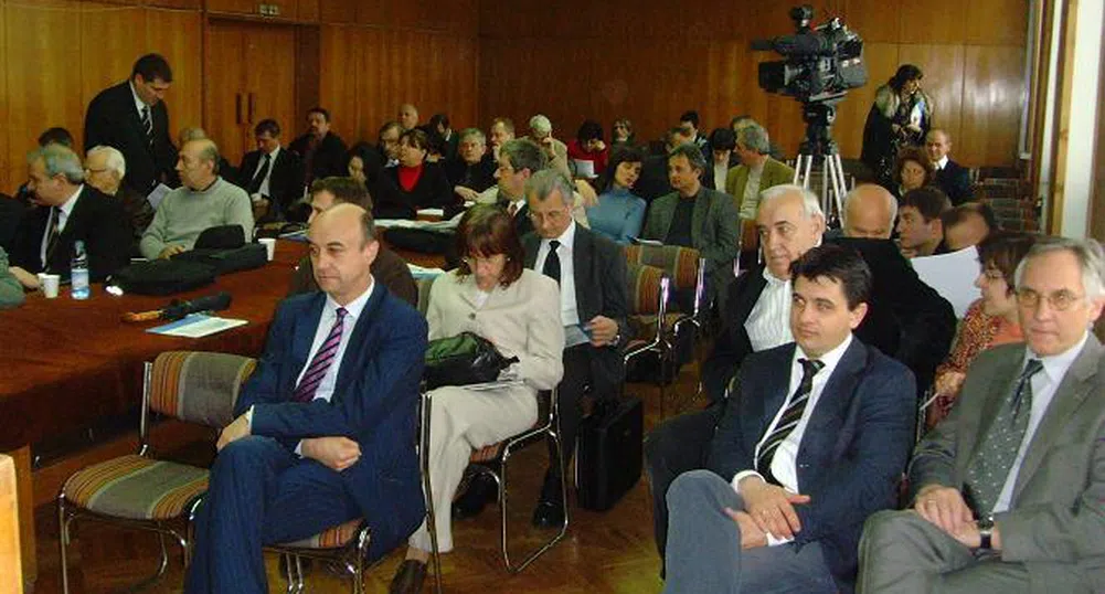 Изоставаме с прилагането на директивите на ЕС при водите