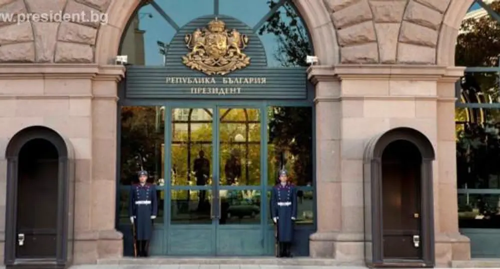 Излизане от политическата криза ще се обсъжда при президента